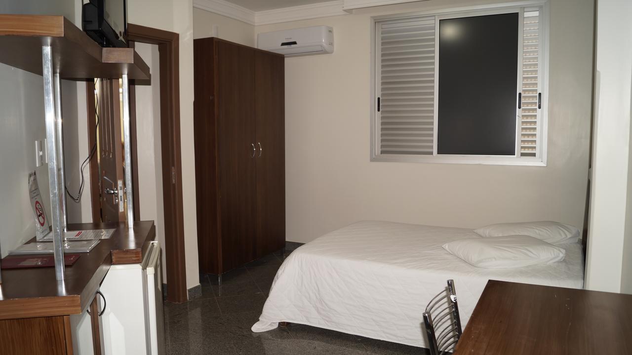 Catalão Lindoya Hotel מראה חיצוני תמונה