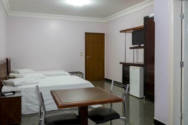 Catalão Lindoya Hotel מראה חיצוני תמונה